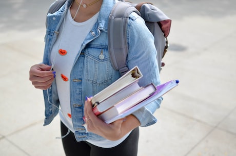 卫生学校(探访中国的卫生学校，了解卫生教育的前沿动态)